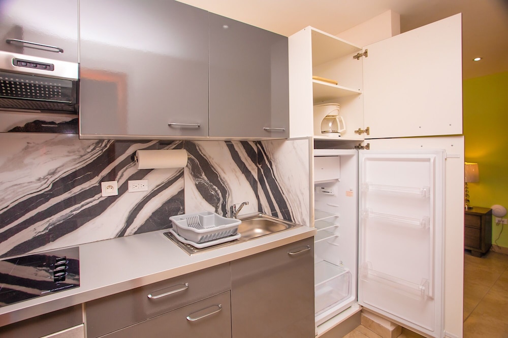 Deluxe Studio Suite photo 3