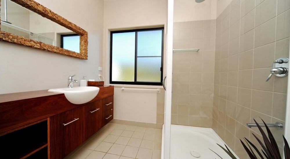 Standard Suite, 2 Bedrooms, Non Smoking, Kitchenette (Apt L2 2 Nights) photo 2