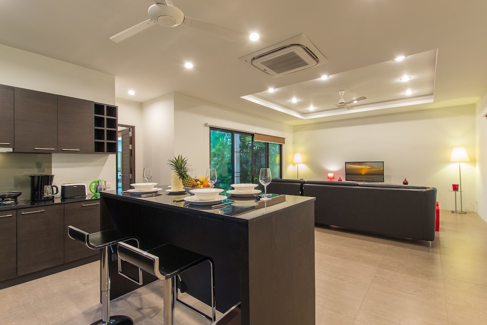 3 Bedrooms Pool Villa photo 2