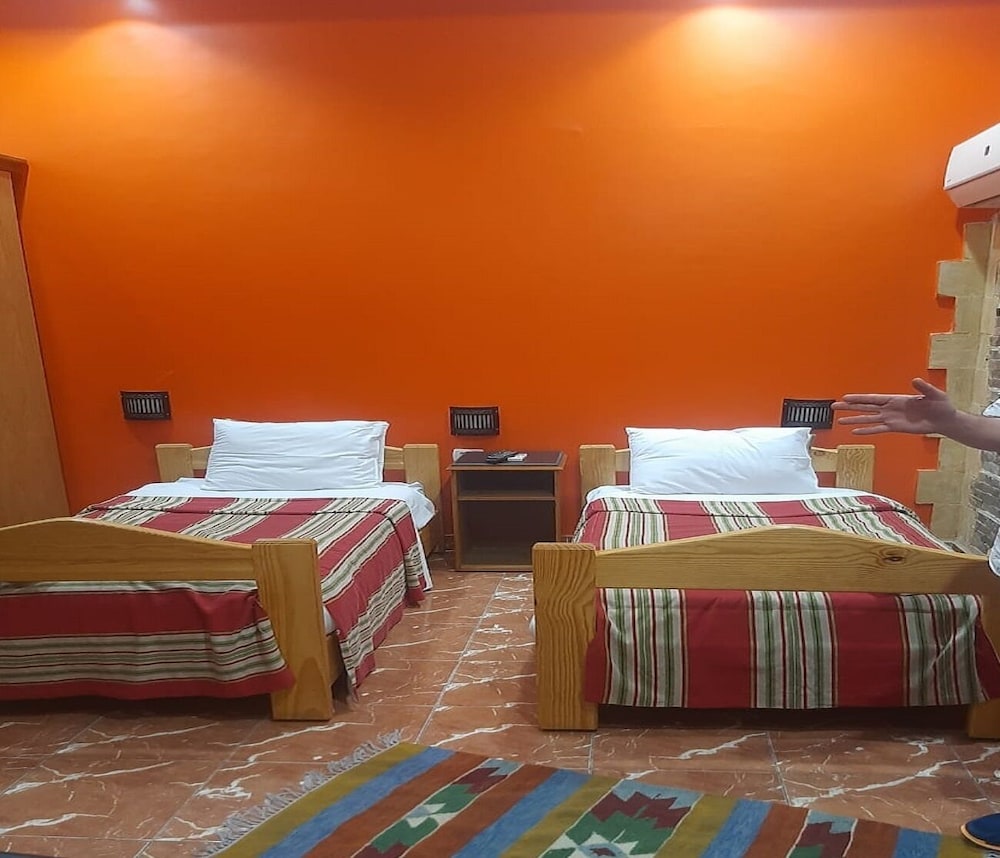 Deluxe Twin Room photo 2