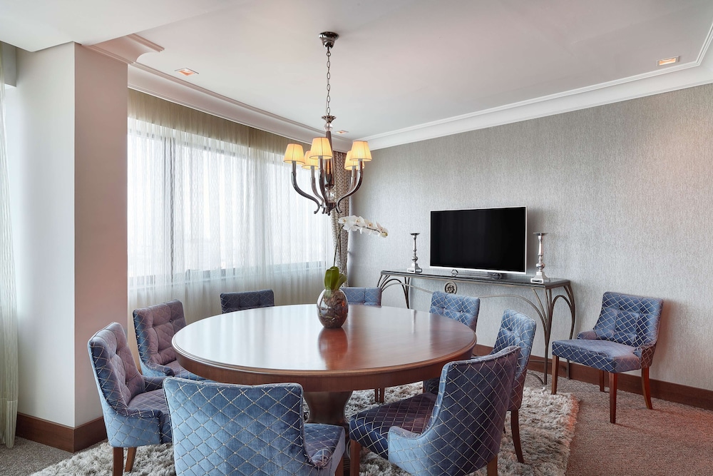 Presidential Suite, 1 Bedroom thumbnail 6