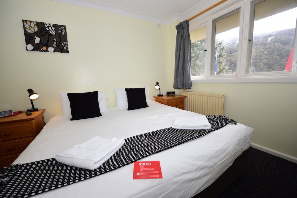 Standard Double or Twin Room photo 3