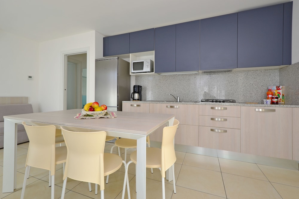 Apartment, 2 Bedrooms, Balcony (C8.5) photo 2