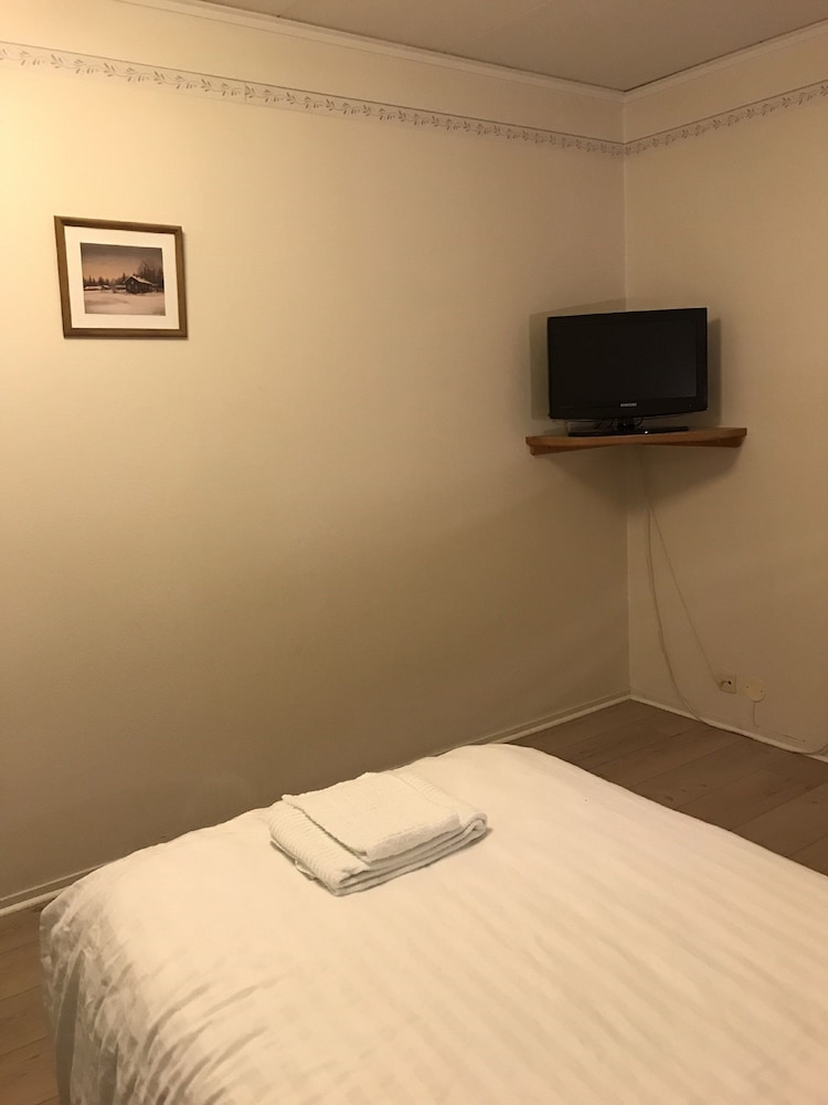 Basic Twin Room photo 2