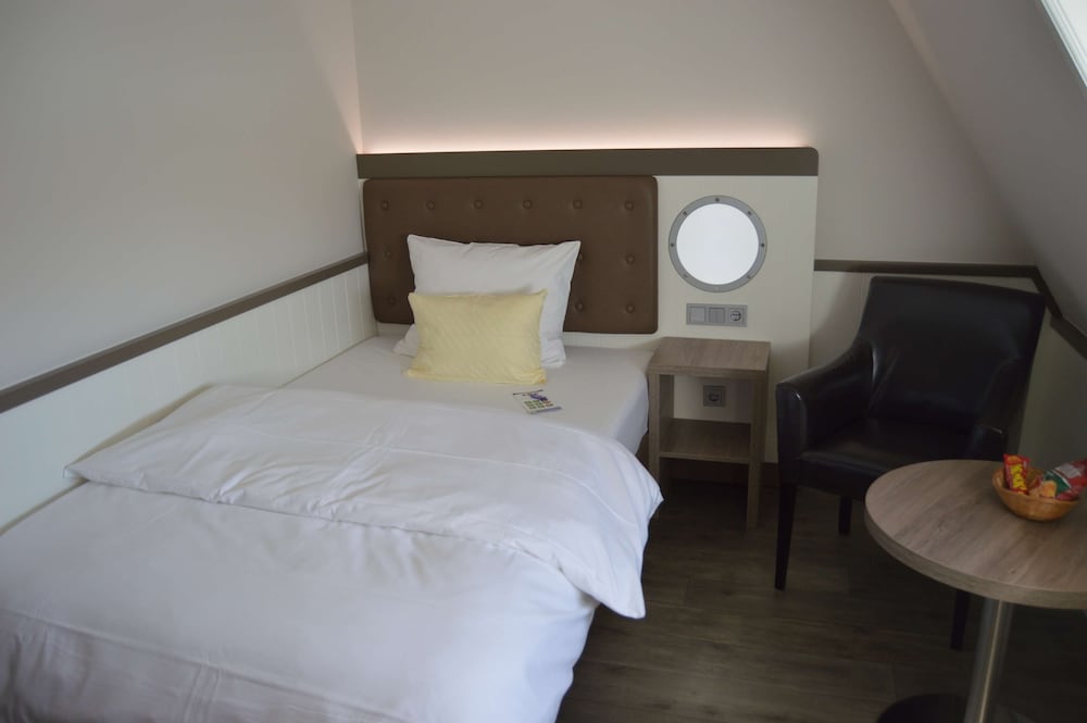 Standard Room, 1 Twin Bed