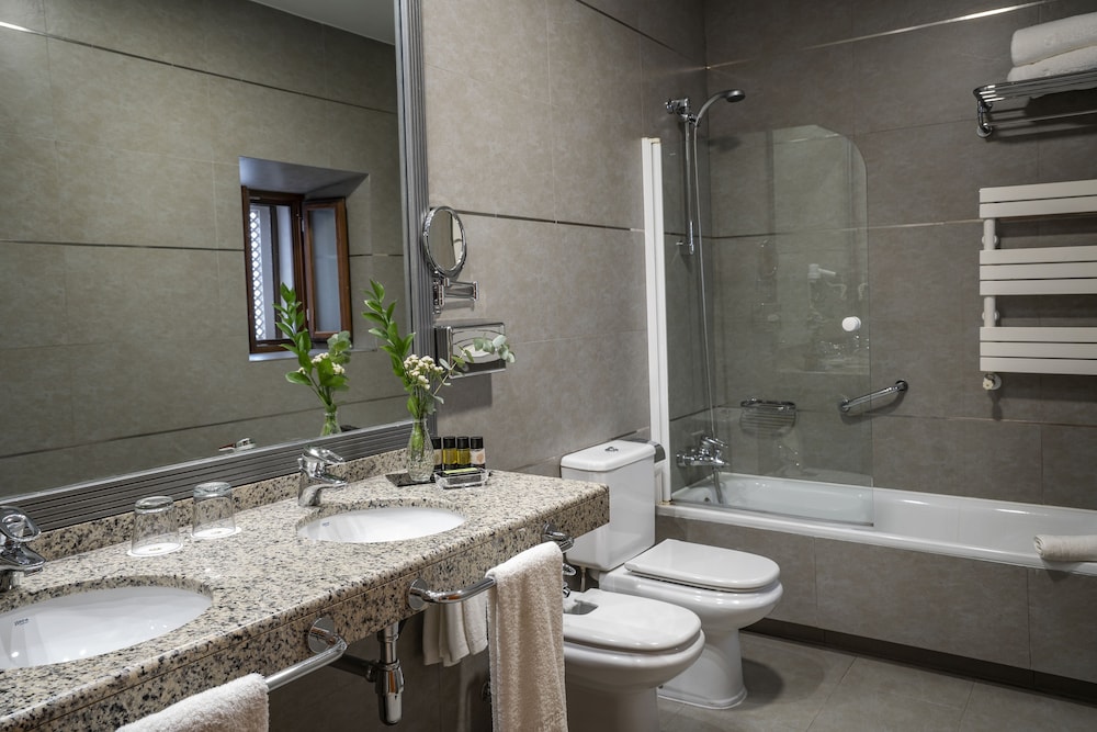 Deluxe Triple Room - Photo 6