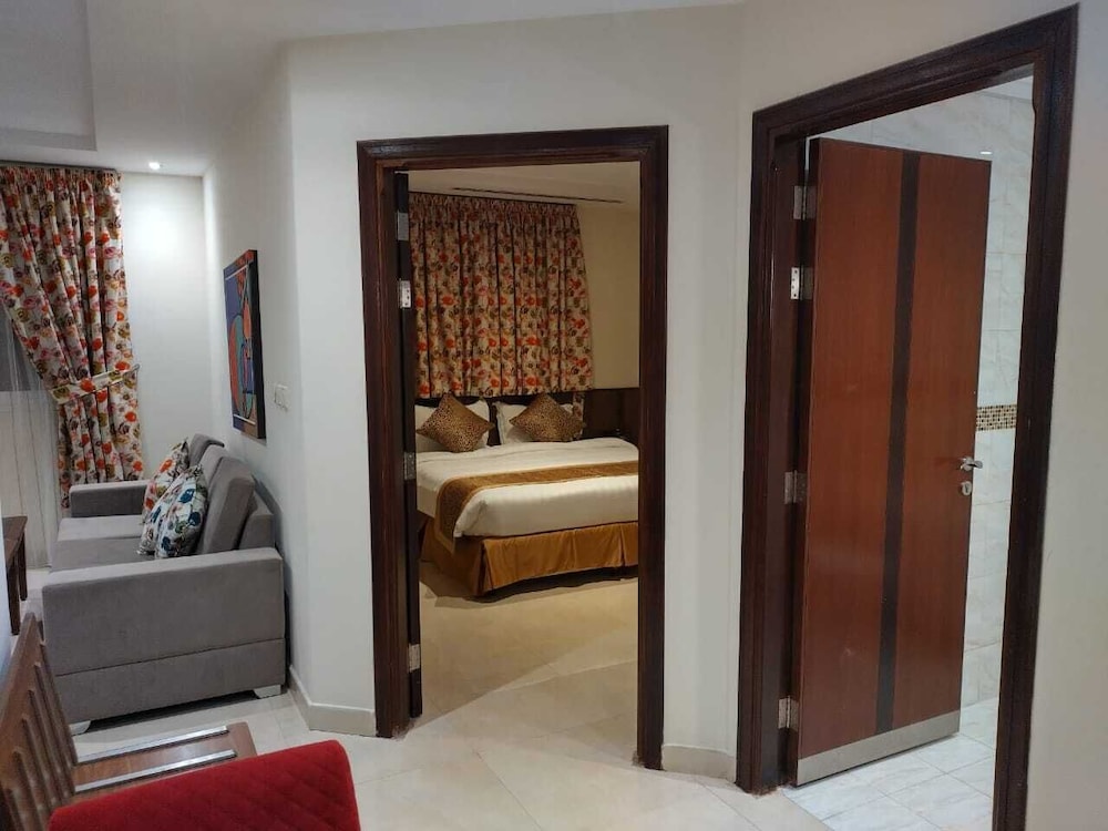 Deluxe Double Room - Photo 5