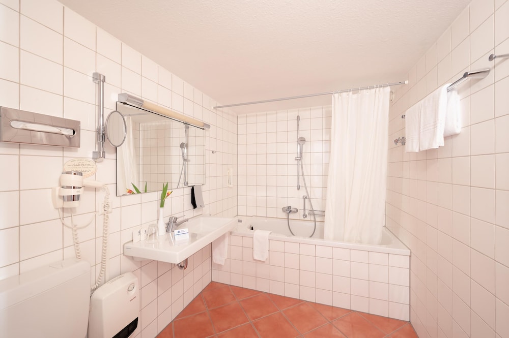 Standard Room, 1 Twin Bed - Photo 4