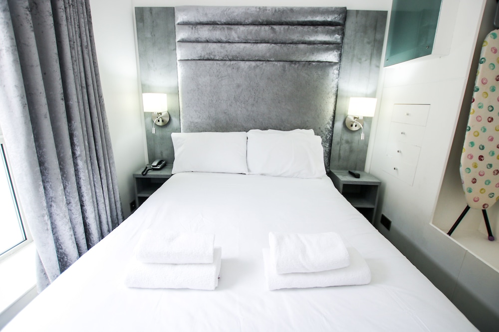Standard Double Room photo 2