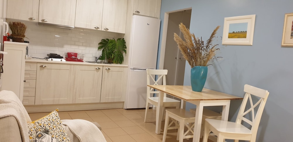 Comfort Studio Suite, 1 Bedroom photo 2