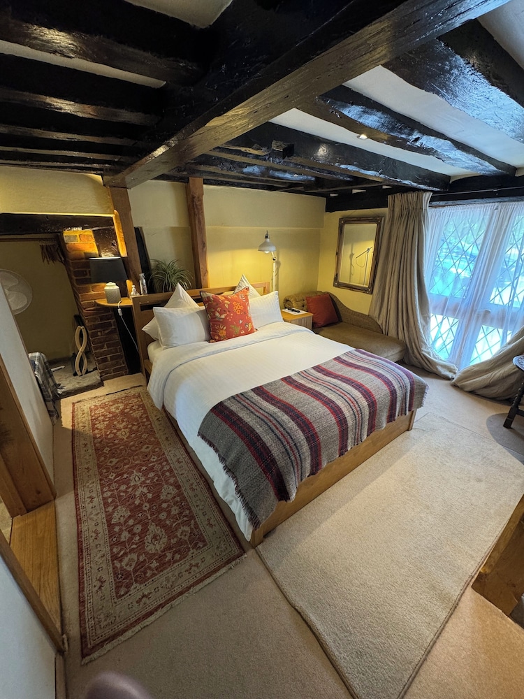 Traditional Double Room, 1 Queen Bed, Non Smoking, Ensuite