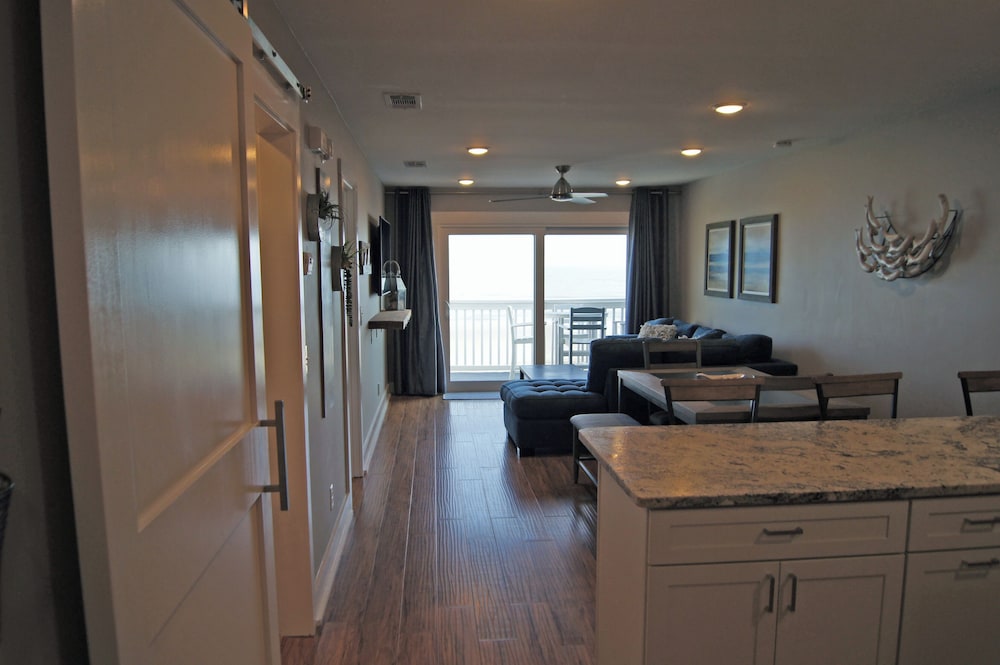 Condo, Multiple Beds, Pool Access, Ocean View (Sea Cloisters 304A)