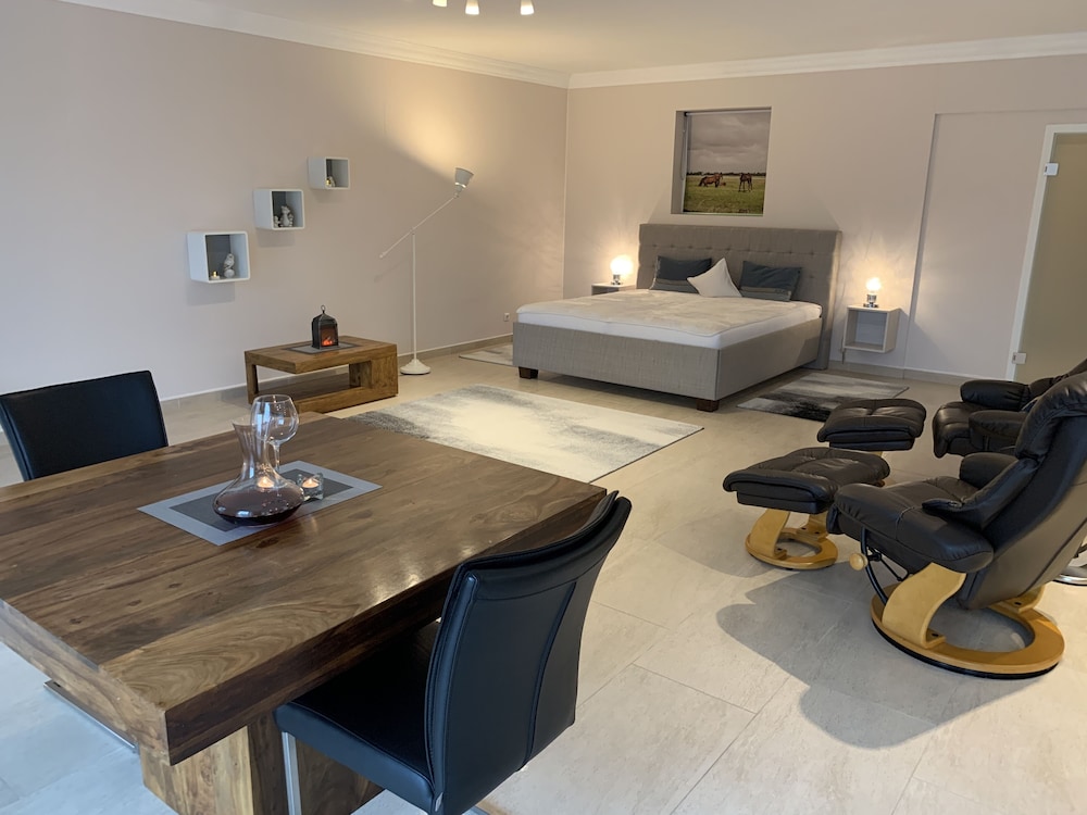 Comfort Suite, 2 Queen Beds, Non Smoking, Courtyard View photo 1