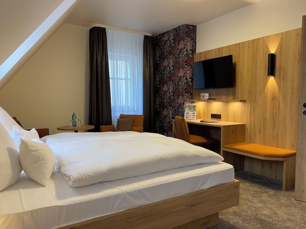 Superior Double or Twin Room, Air conditioning photo 2
