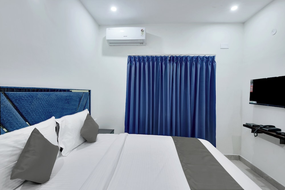 Deluxe Room, City View photo 3