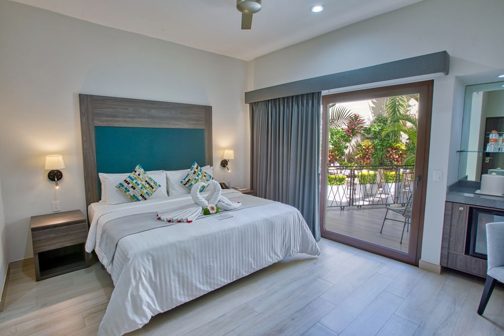 Superior Double Room, Ensuite, Garden View (Jardín con terraza)