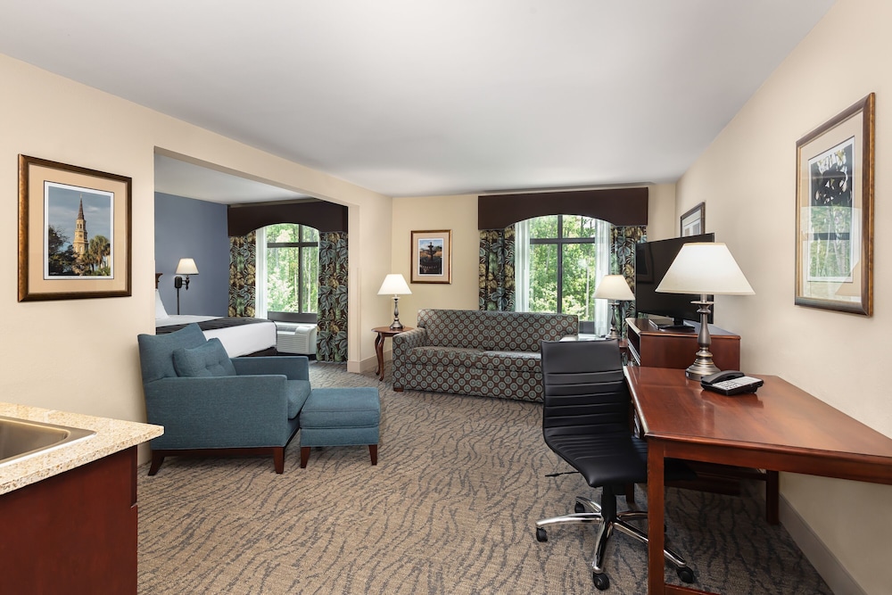 Studio Suite, 1 King Bed, Non Smoking