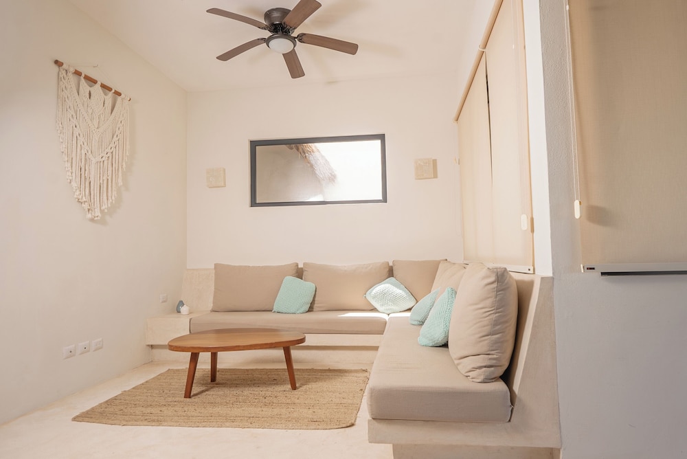 Family Apartment, 3 Bedrooms, Garden View