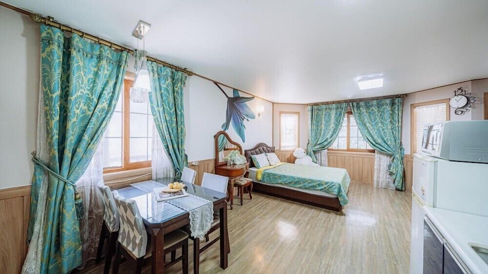 Room (Miel) - Photo 2