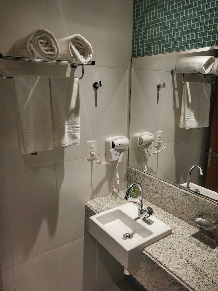 Executive Twin Room - Photo 4