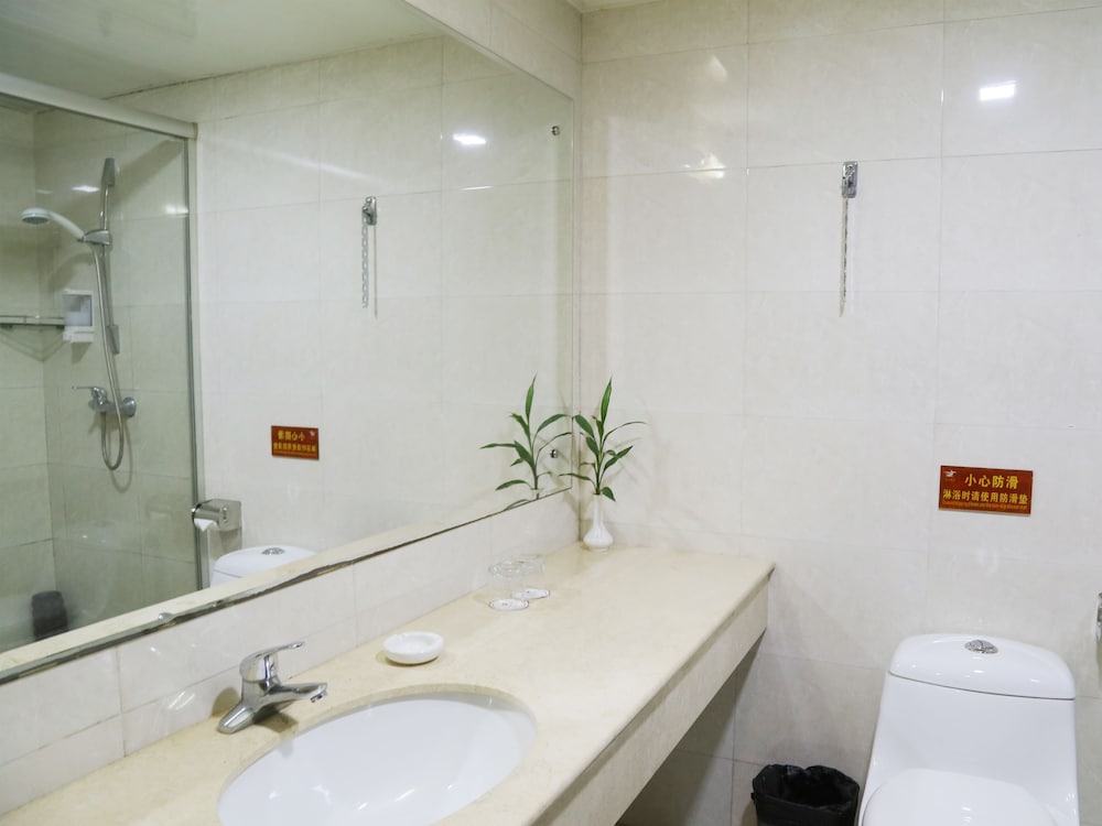 Superior Business Twin Room - Photo 7