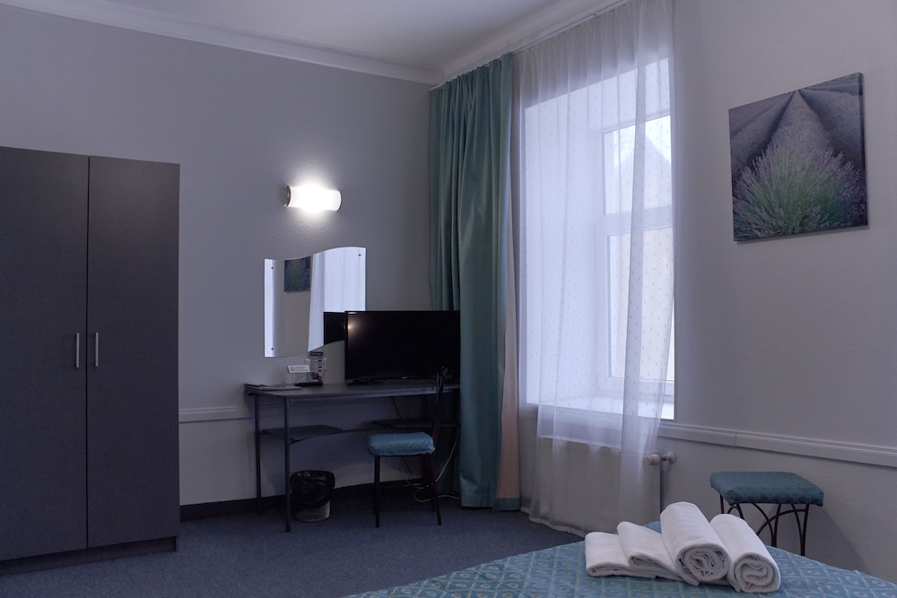 Standard Double Room - Photo 6