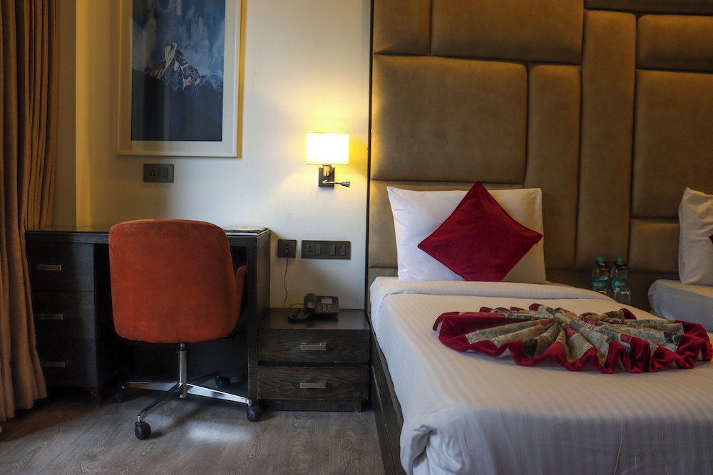 Classic Double or Twin Room, 1 Double Bed - Photo 5