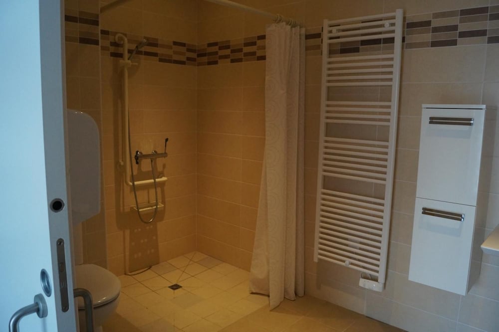 Standard Double Room, 1 Double Bed, Accessible photo 3