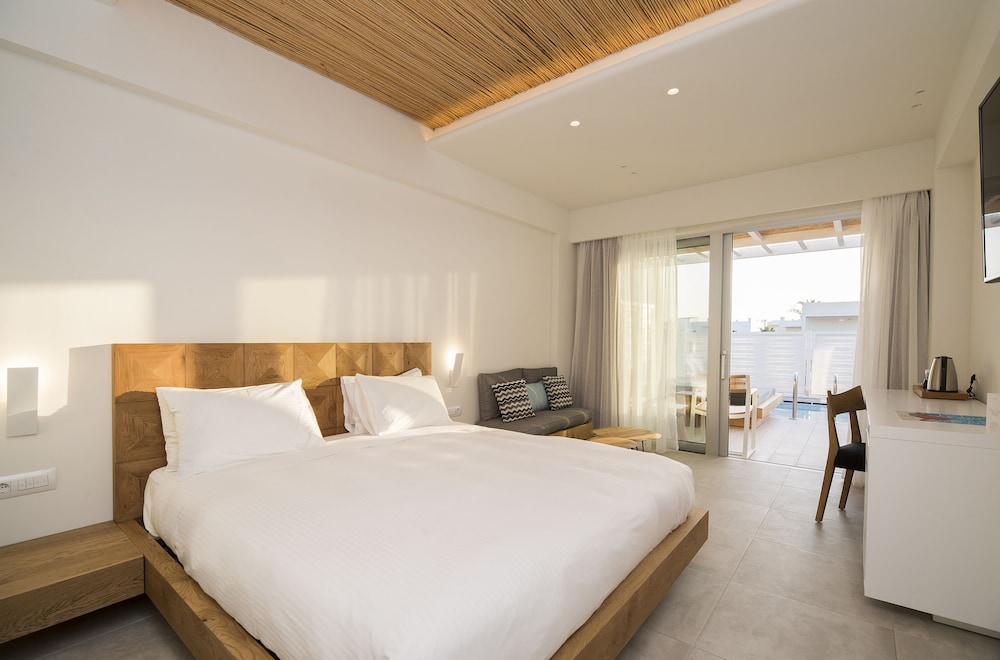 Classic Room, Pool Access (Swim up sharing pool)