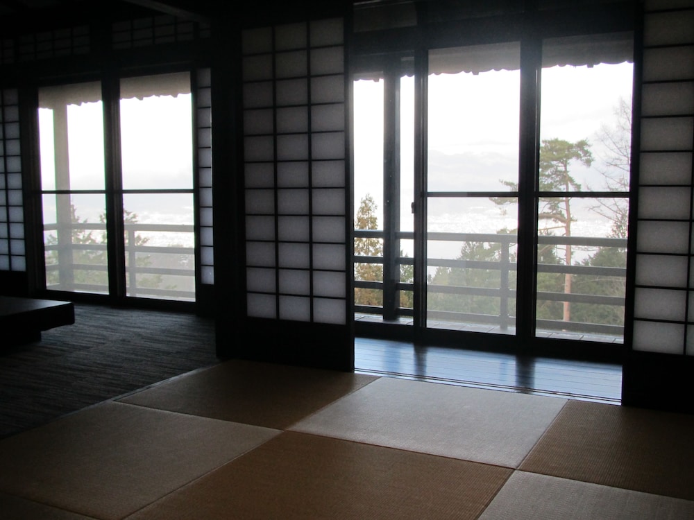 Suite, Non Smoking, Lake View photo 2