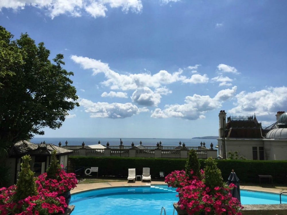 Large Double or Twin Room, Sea View (Not Dog Friendly) - Photo 2