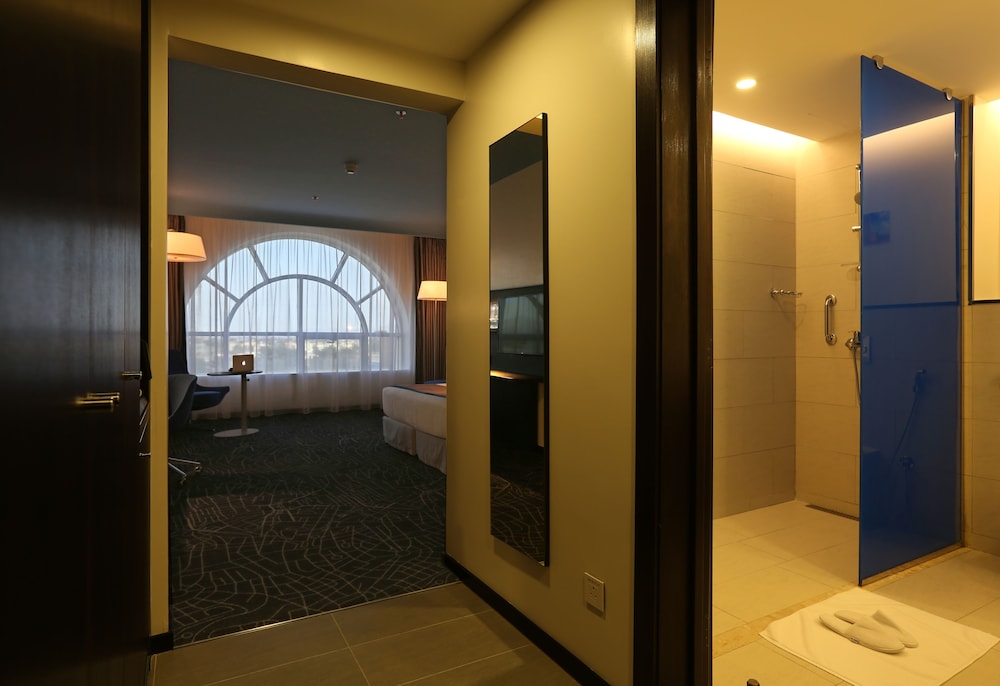 Superior Room, Mountain View