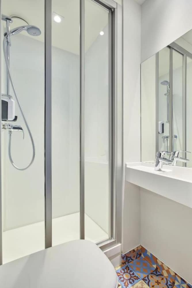 Room, 1 Double Bed, Private Bathroom (Cabrio) photo 3
