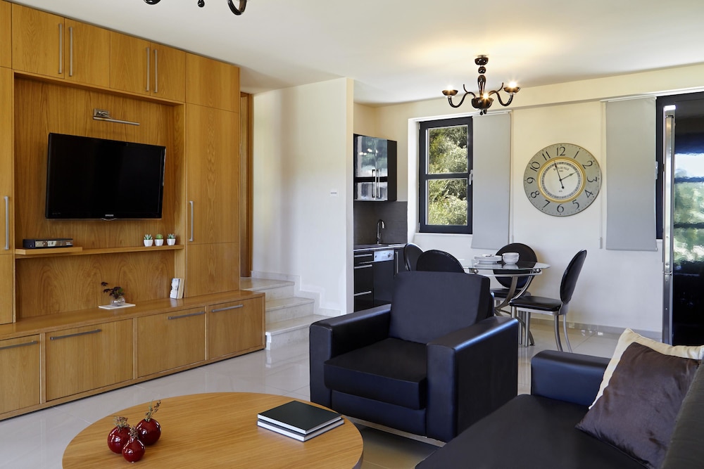 Superior Villa, 4 Bedrooms, Private Pool, Beach View photo 2