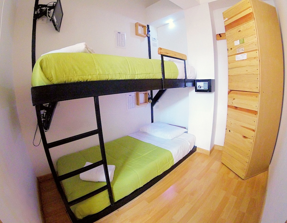 Double Room, Shared Bathroom photo 1