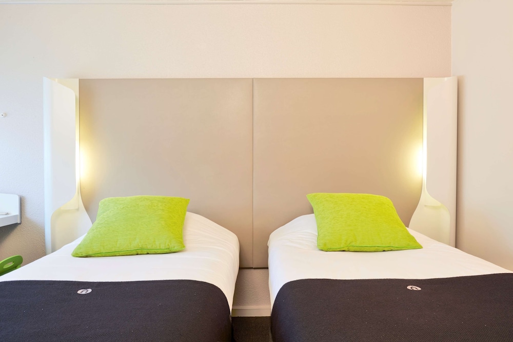 Next Generation, Superior Room, Multiple Beds - Photo 3