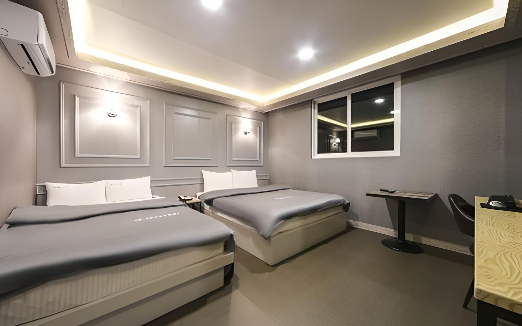 Room (Twin (100% disinfection/high-quality ) - Photo 1