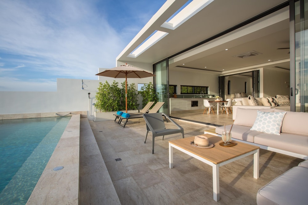 2 Bedroom Sea View Pool Suite & Cinema - Photo 16