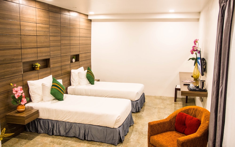 Junior Twin Suite ( No View ) photo 3