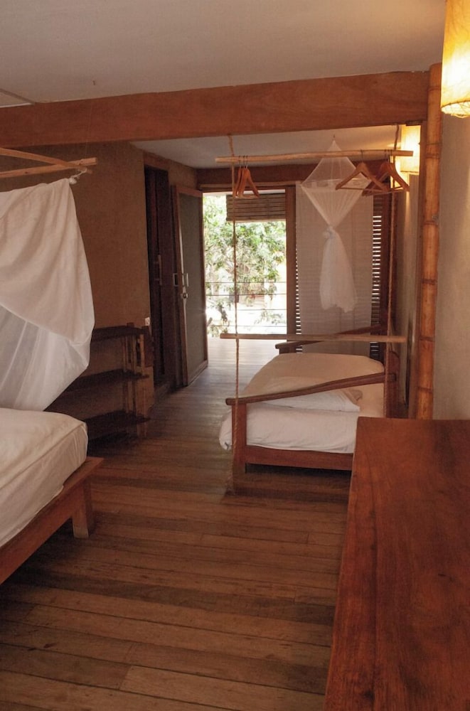 Single Beds Female