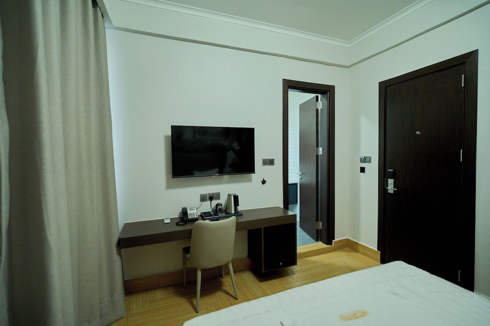 Deluxe Double Room, Balcony, City View