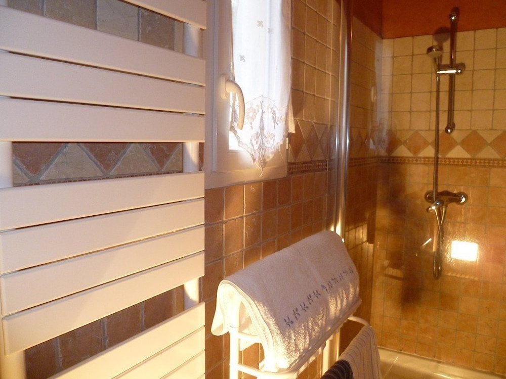 Comfort Double Room, Non Smoking (Safran) photo 3