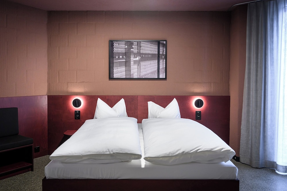 Classic Single Room