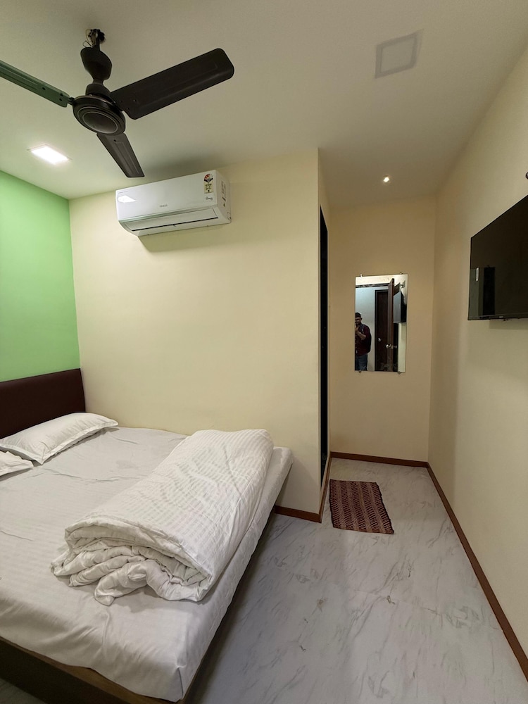 Basic Double Room - Photo 7