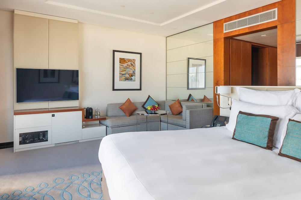 Premier Deluxe Room - Photo 12