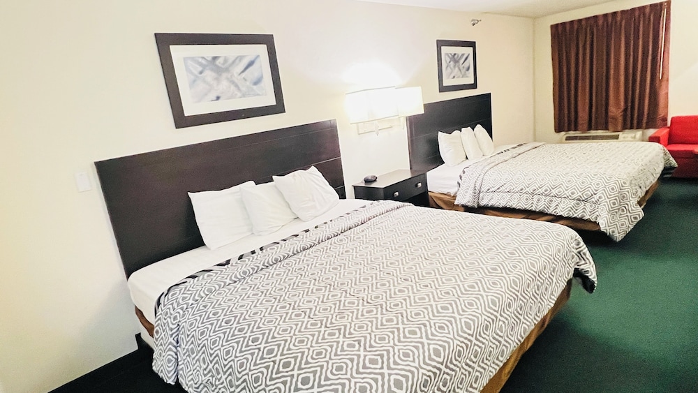 Room, 2 King Beds, Non Smoking - Photo 1
