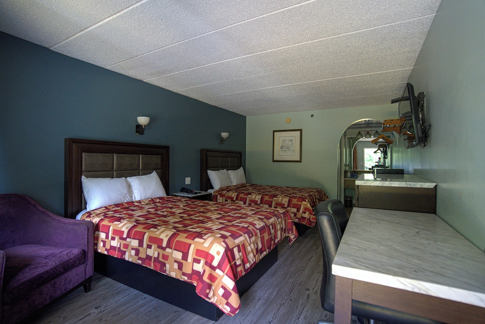 Double Room, 2 Queen Beds