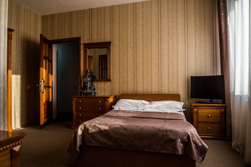 Economy Double Room photo 1