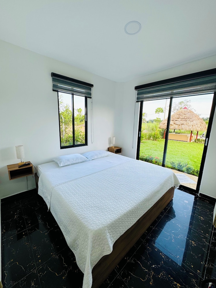 Luxury Villa, Pool View photo 1