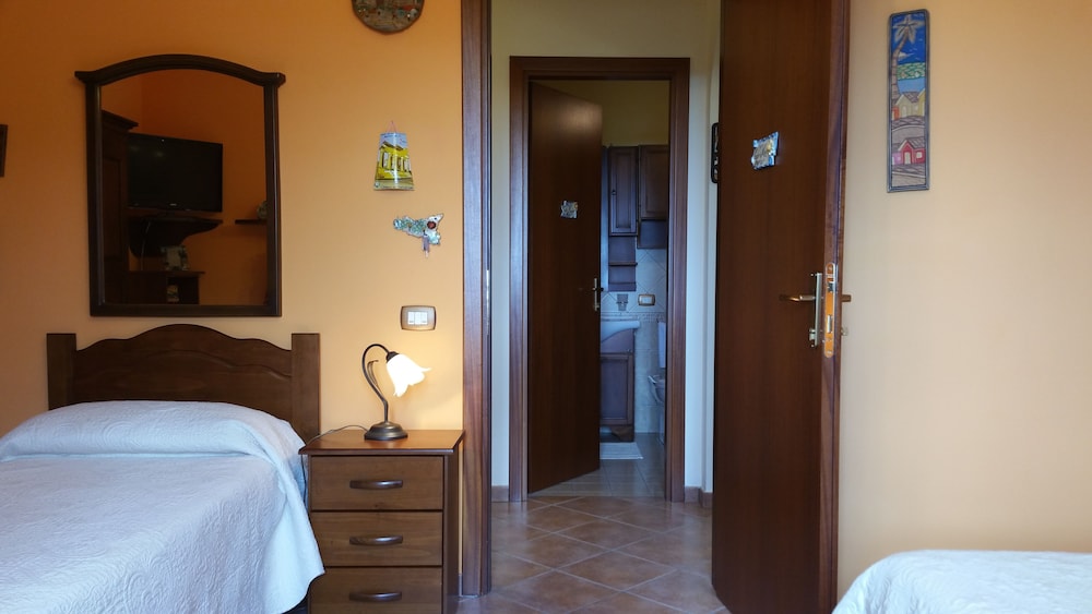 Triple Room, Sea View (Carlo magno) photo 3